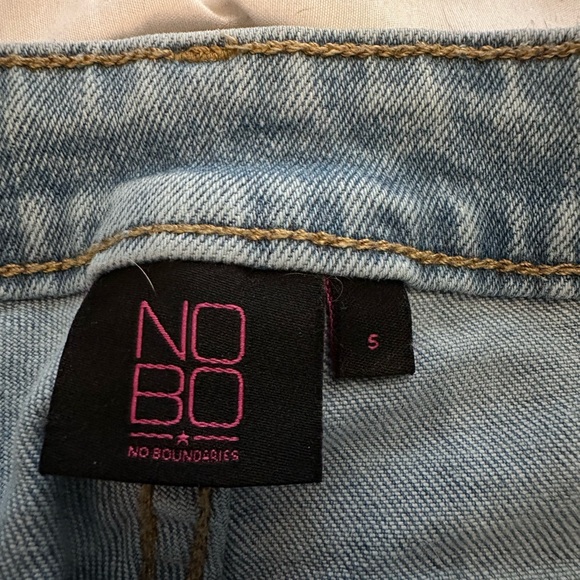 Jeans - Picture 3 of 3